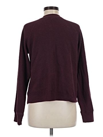 Old Navy Pullover Sweater (view 2)