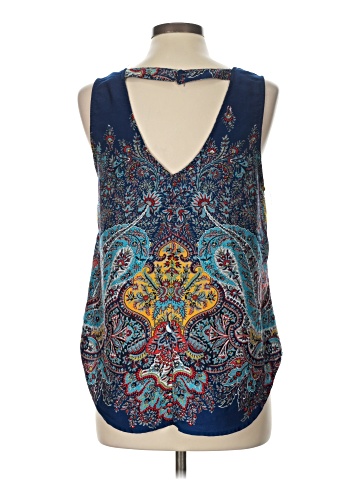 Fun2Fun Sleeveless Blouse (view 2)