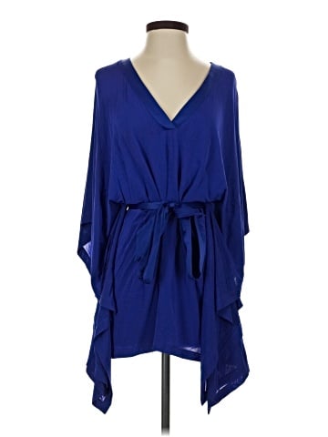 GUESS by Marciano Poncho (view 1)