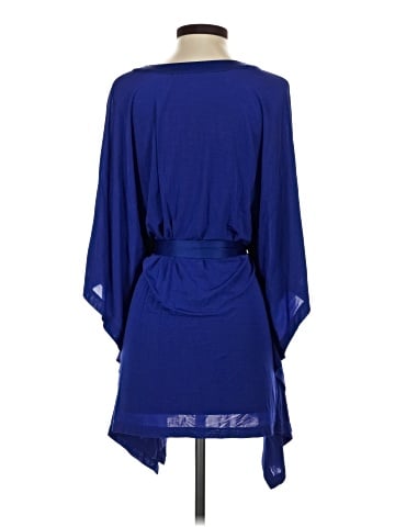 GUESS by Marciano Poncho (view 2)
