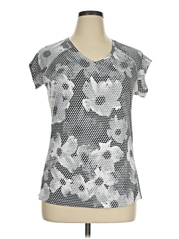 Nike Short Sleeve T-Shirt (view 1)