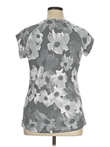 Nike Short Sleeve T-Shirt (view 2)