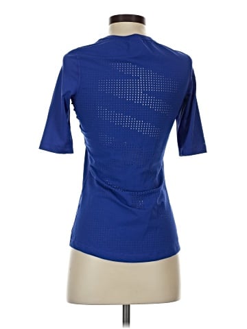 Nike Active T-Shirt (view 2)