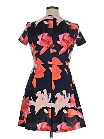 Vince Camuto Casual Dress (view 2)