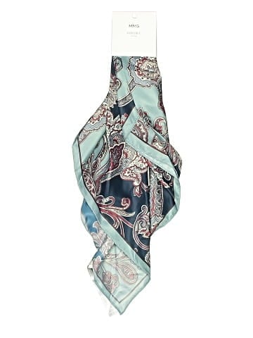 MNG Scarf (view 1)
