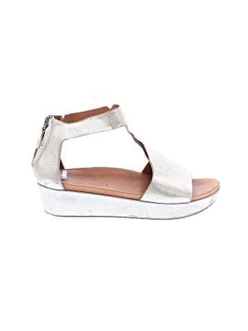 Gentle Souls Wedges (view 1)