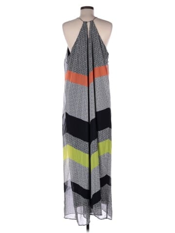 Old Navy Casual Dress (view 2)