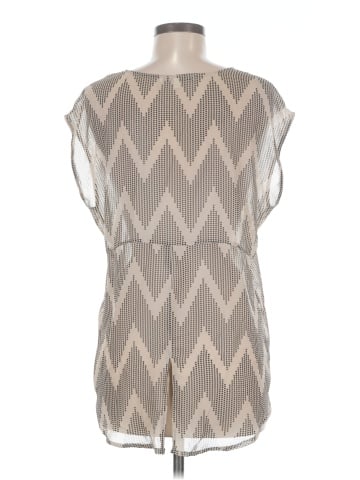 Daniel Rainn Sleeveless T-Shirt (view 2)