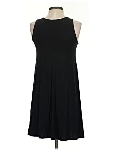 Old Navy Casual Dress (view 2)