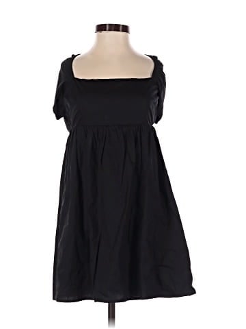 Le Lis Casual Dress (view 1)