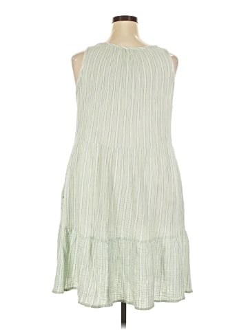 Universal Thread Casual Dress (view 2)