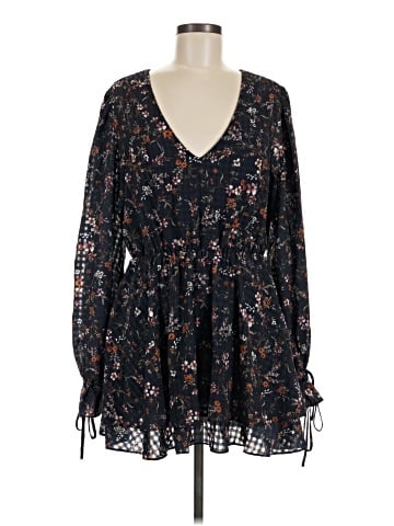 Tularosa Casual Dress (view 1)