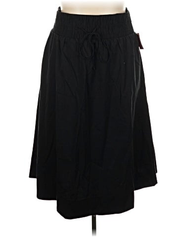 SPANX Casual Skirt (view 1)