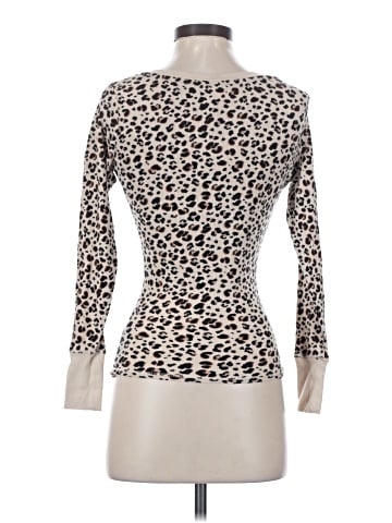 Victoria's Secret Long Sleeve T-Shirt (view 2)