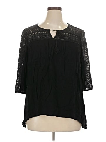 Xhilaration 3/4 Sleeve Blouse (view 1)