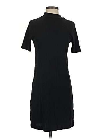Old Navy Casual Dress (view 1)