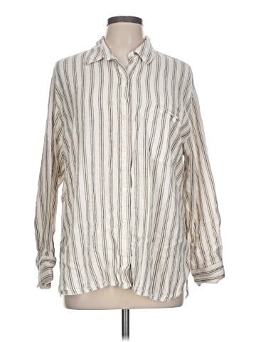 Old Navy Long Sleeve Button-Down Shirt (view 1)