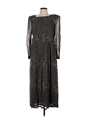 Sarah Elizabeth Casual Dress (view 1)