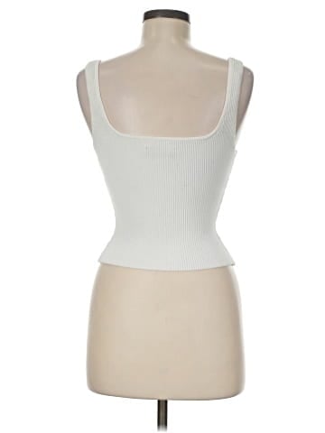 Babaton Sleeveless T-Shirt (view 2)