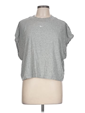 Nike Short Sleeve T-Shirt (view 1)