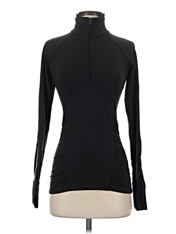 Lululemon Athletica Long Sleeve T-Shirt (view 1)