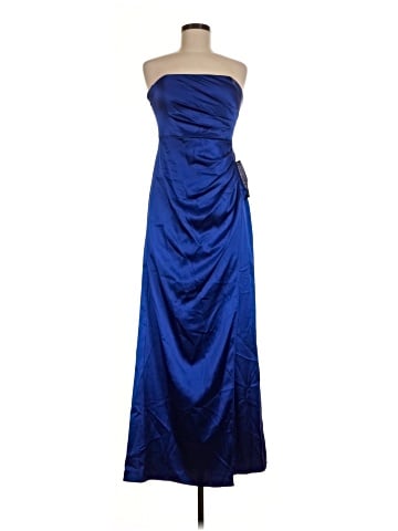 Blondie Nites Cocktail Dress (view 1)