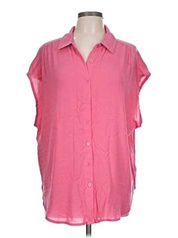 Torrid Sleeveless Button-Down Shirt (view 1)
