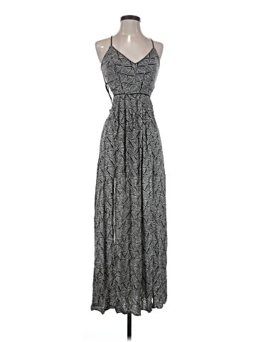 Urban Outfitters Casual Dress (view 1)