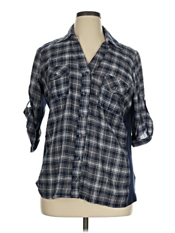 Maurices 3/4 Sleeve Button-Down Shirt (view 1)