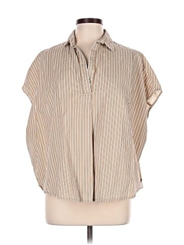 Tracy Evans Sleeveless Button-Down Shirt (view 1)