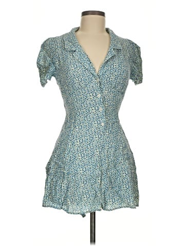 Urban Outfitters Casual Dress (view 1)