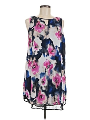 Astr Casual Dress (view 1)