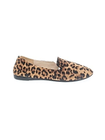 Unbranded Flats (view 1)
