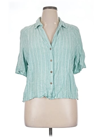 Land' n Sea Short Sleeve Blouse (view 1)