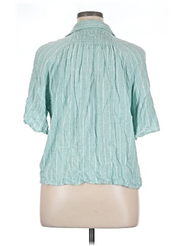 Land' n Sea Short Sleeve Blouse (view 2)