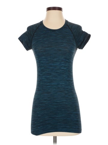 Lululemon Athletica Short Sleeve T-Shirt (view 1)