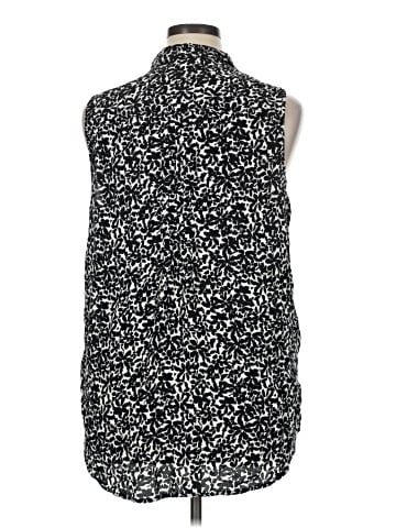 Terra & Sky Sleeveless Button-Down Shirt (view 2)