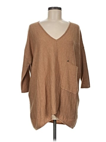 Kerisma Poncho (view 1)