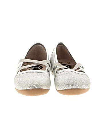 Livie & Luca Flats (view 2)