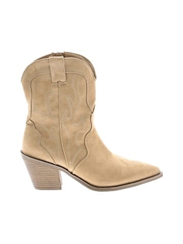 Universal Thread Boots (view 1)