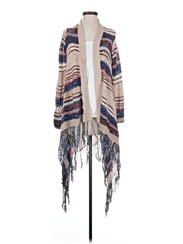 Lovemarks Poncho (view 1)