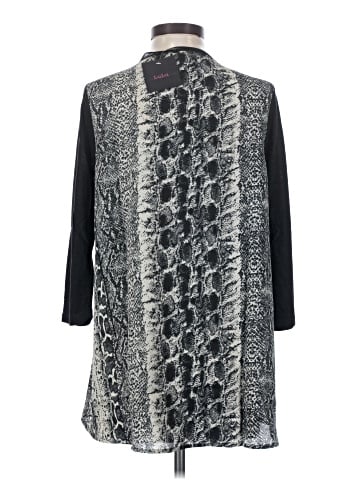 Lulu 3/4 Sleeve Top (view 2)
