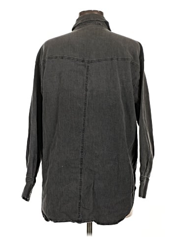 Gloria Vanderbilt Long Sleeve Button-Down Shirt (view 2)