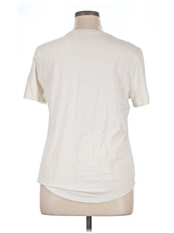Lululemon Athletica Short Sleeve T-Shirt (view 2)