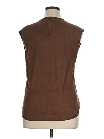 Attention Short Sleeve Top (view 2)