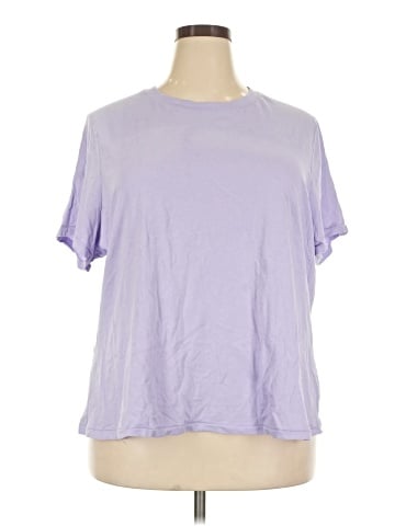 Fabletics Short Sleeve T-Shirt (view 1)