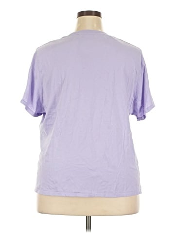Fabletics Short Sleeve T-Shirt (view 2)