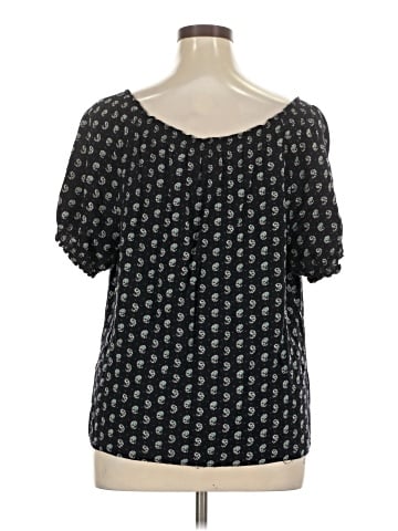 Market and Spruce Short Sleeve Blouse (view 2)