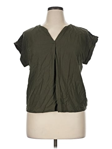 Bobeau Sleeveless T-Shirt (view 1)