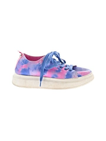BP. Sneakers (view 1)